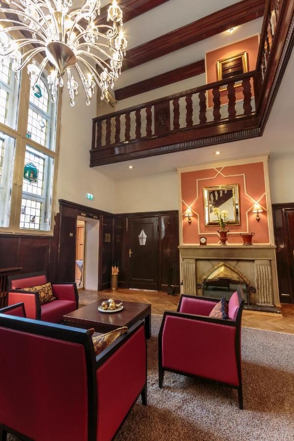 Parkhotel Gueldene Berge Weißenfels エクステリア 写真