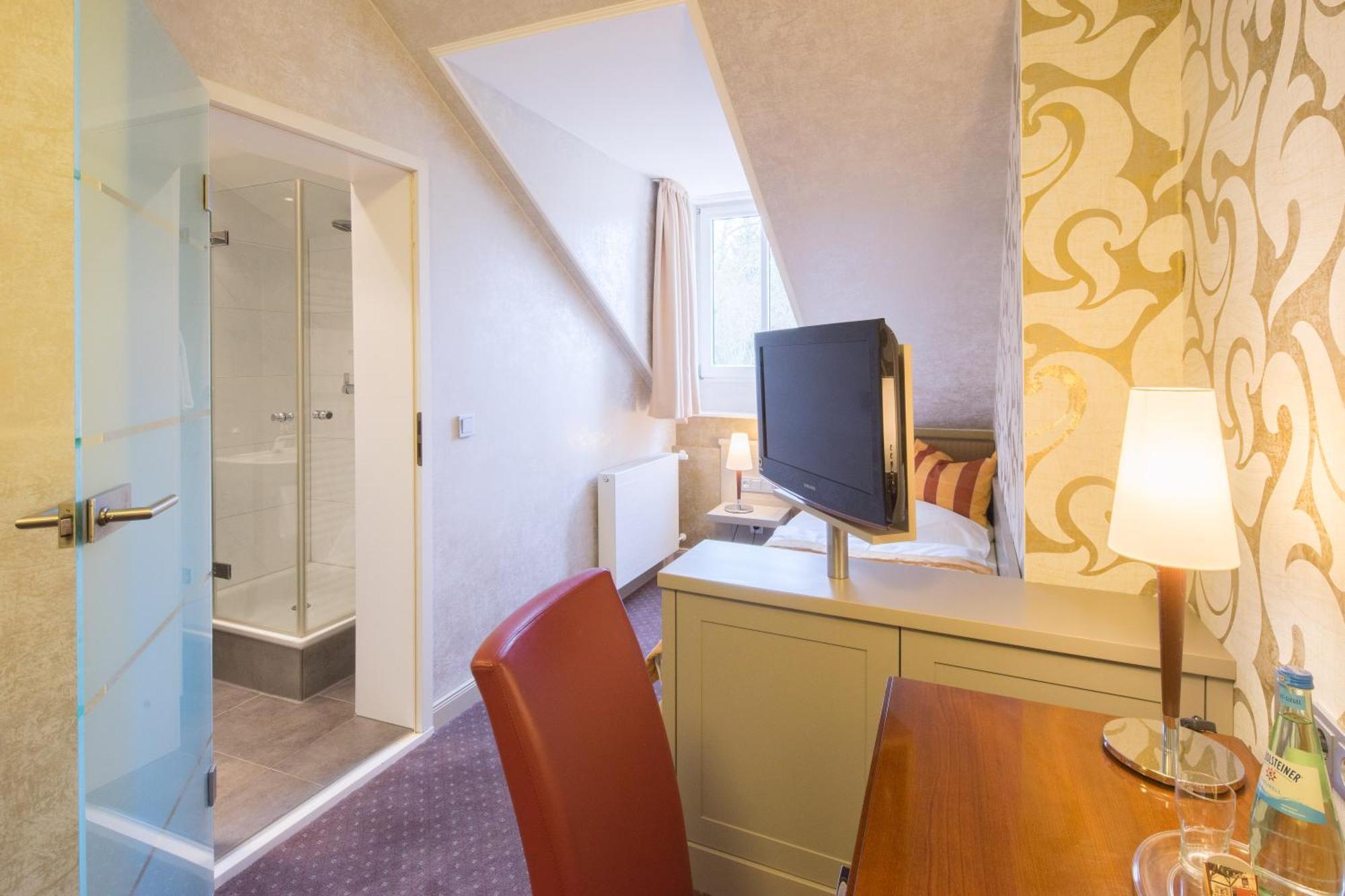 Parkhotel Gueldene Berge Weißenfels 部屋 写真