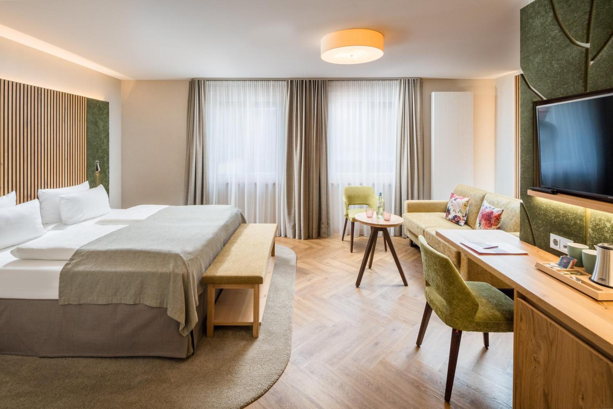 Parkhotel Gueldene Berge Weißenfels エクステリア 写真