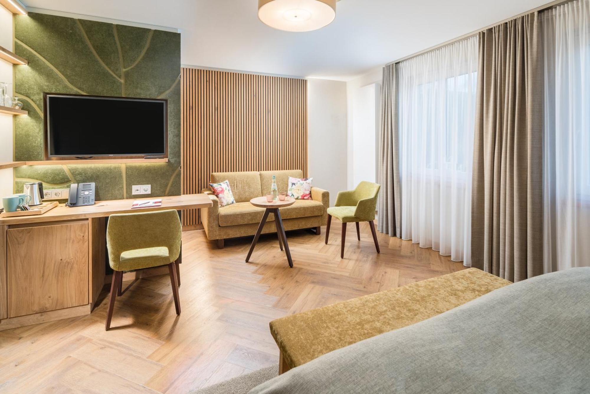 Parkhotel Gueldene Berge Weißenfels エクステリア 写真